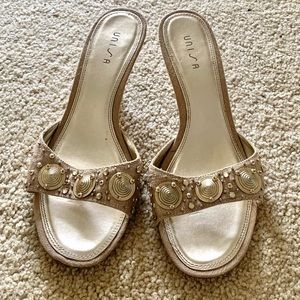 Kitten heel slides! Summer’s coming ☀️ worn 2x